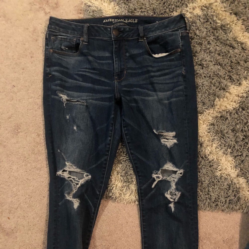 AEO High Waisted Ripped Jeans